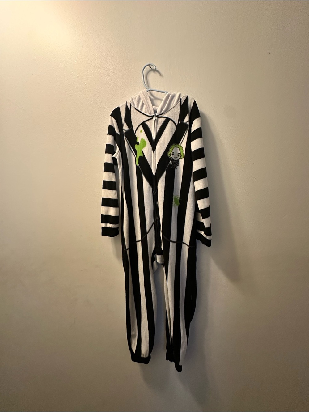 Beetlejuice kids Halloween costume pajama one piece size 6/7